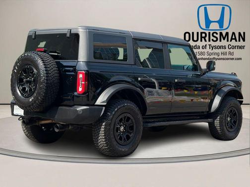 SHADOW BLACK 2023 Ford Bronco Wildtrak