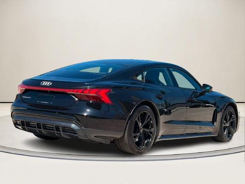 Black Metallic 2022 Audi e-tron GT Premium Plus