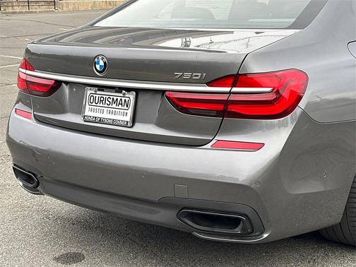 2019 BMW 750 I