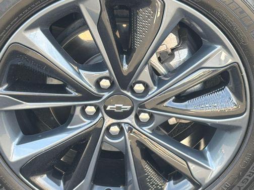 Ice Blue Metallic 2022 Chevrolet Bolt EUV FWD Premier