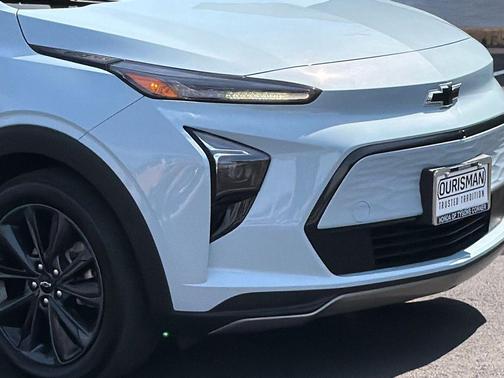 Ice Blue Metallic 2022 Chevrolet Bolt EUV FWD Premier