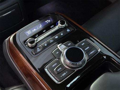 2019 Genesis G90 Premium