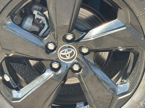 2019 Toyota RAV4 Hybrid SE