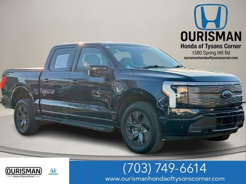 2023 Ford F-150 Lightning LARIAT