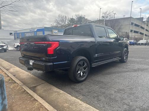 2023 Ford F-150 Lightning LARIAT