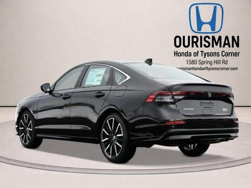 Crystal Black Pearl 2026 Honda Accord Hybrid Touring