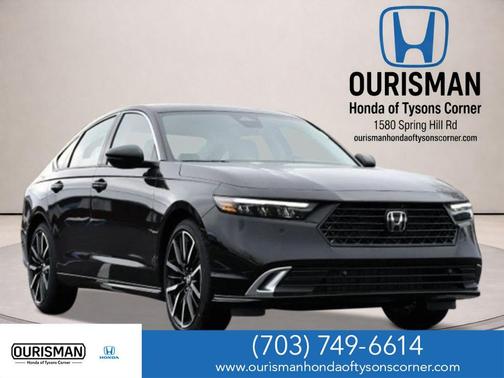 Crystal Black Pearl 2026 Honda Accord Hybrid Touring