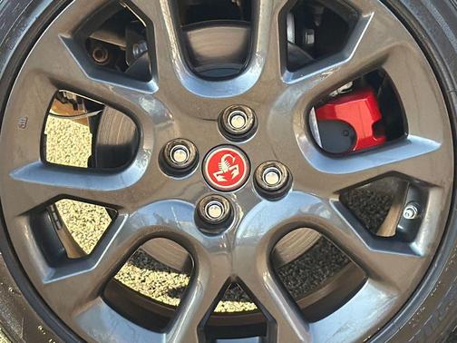 2018 FIAT 124 Spider Base