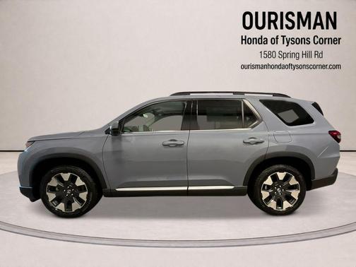 Sonic Gray Pearl 2026 Honda Pilot Touring 8-Passenger