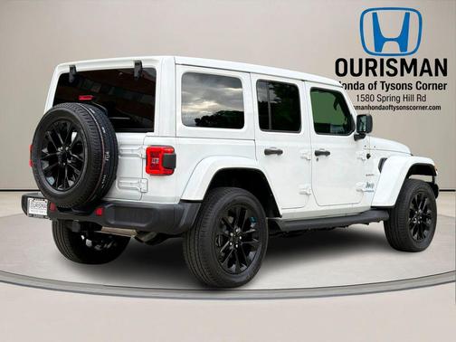 Bright White Clearcoat 2022 Jeep Wrangler Unlimited 4xe Sahara
