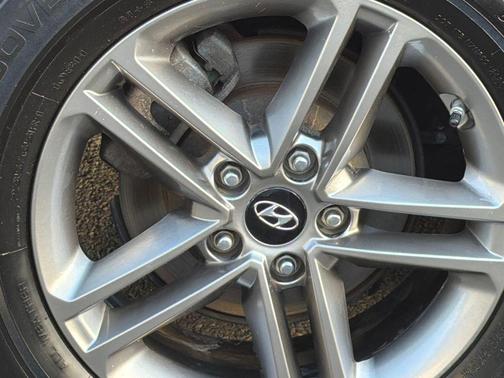 Canyon Copper 2017 Hyundai Santa Fe Sport 2.4L