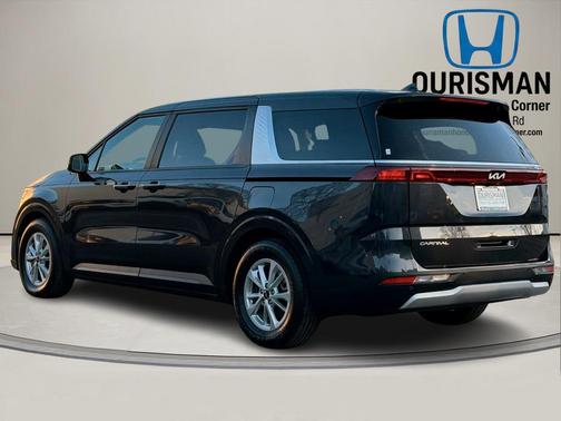 2023 Kia Carnival LX