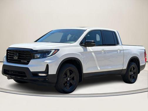 Platinum White Pearl 2023 Honda Ridgeline Black