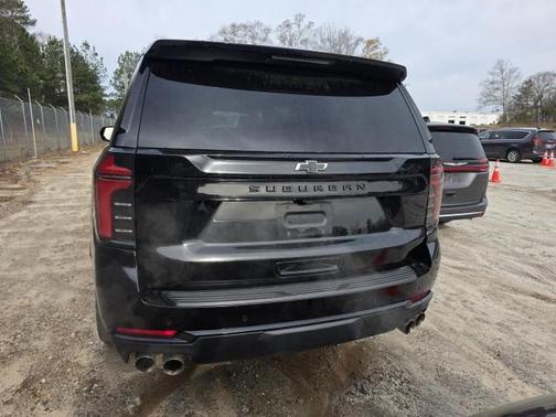 2025 Chevrolet Suburban 4WD Z71