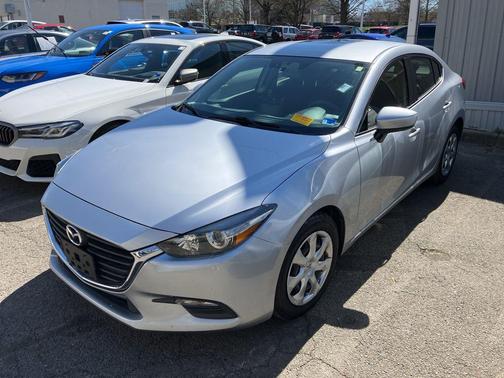 Sonic Silver Metallic 2017 Mazda Mazda3 Sport