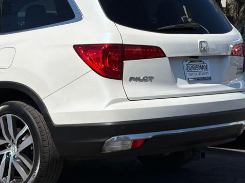 White Diamond Pearl 2016 Honda Pilot Touring