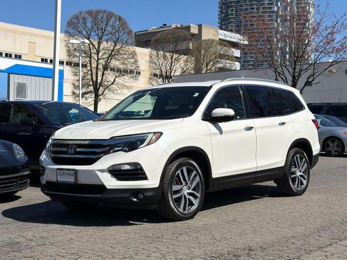 White Diamond Pearl 2016 Honda Pilot Touring