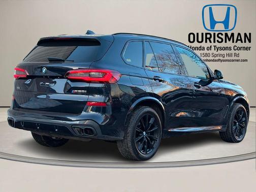 2023 BMW X5 M50i