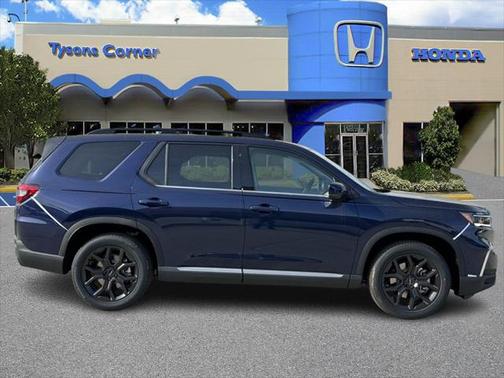 2025 Honda Pilot Touring 8-Passenger