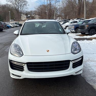 2017 Porsche Cayenne GTS