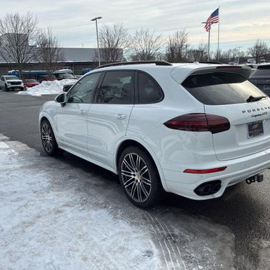2017 Porsche Cayenne GTS