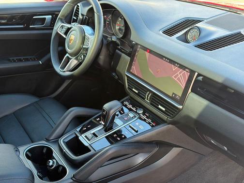 2021 Porsche Cayenne Cayenne