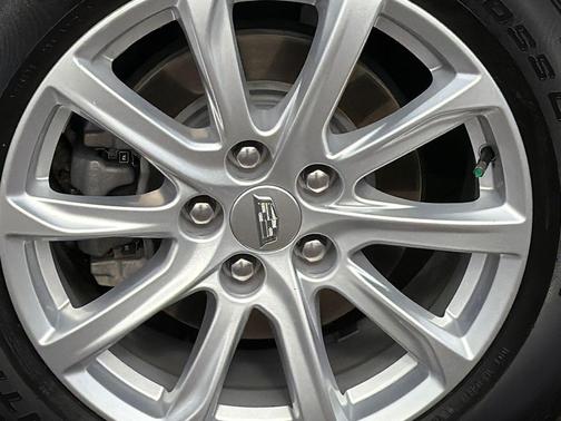 2021 Cadillac XT4 Luxury