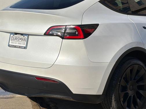 2023 Tesla Model Y Long Range Dual Motor All-Wheel Drive