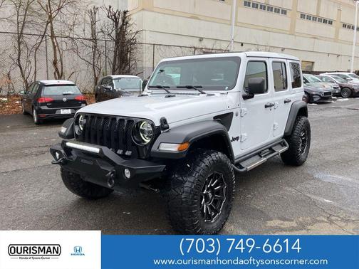 2022 Jeep Wrangler Willys