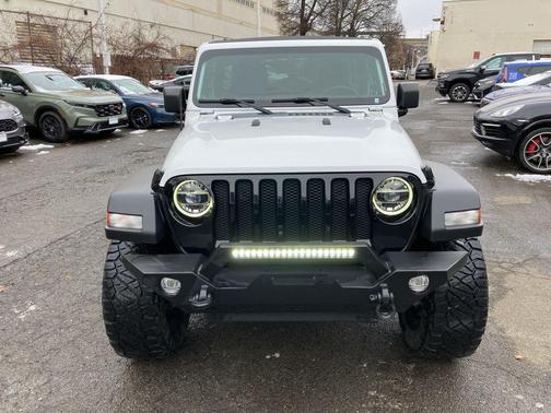 2022 Jeep Wrangler Willys