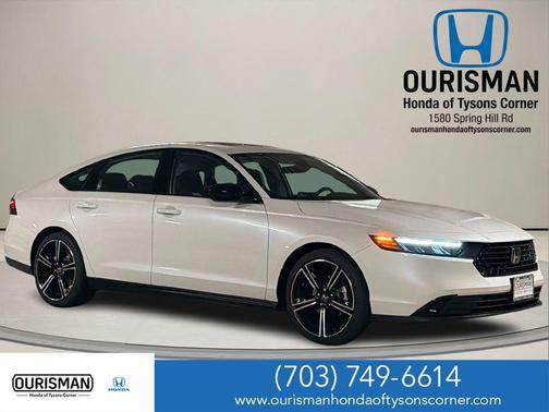 Platinum White 2026 Honda Accord SE