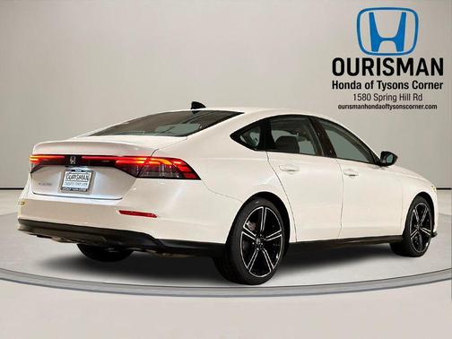 Platinum White 2026 Honda Accord SE