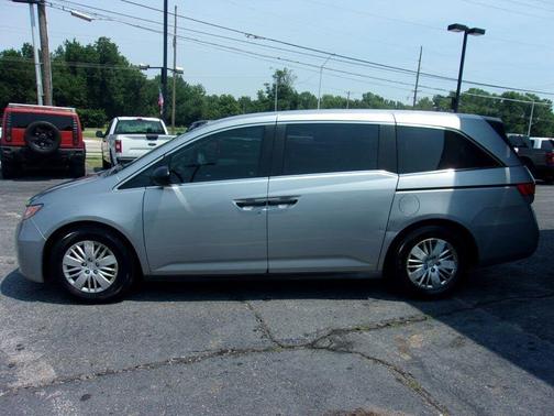 Lunar Silver Metallic 2016 Honda Odyssey LX