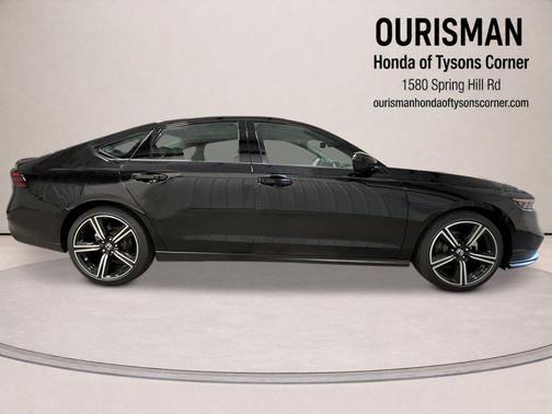 Crystal Black Pearl 2026 Honda Accord SE