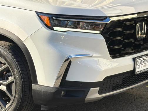 2024 Honda Pilot Touring 8-Passenger