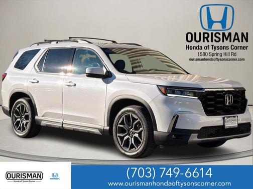 2024 Honda Pilot Touring 8-Passenger