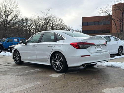 2024 Honda Civic Touring