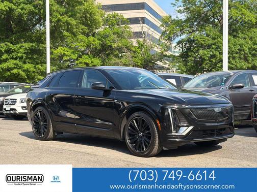 Stellar Black Metallic 2024 Cadillac LYRIQ Sport