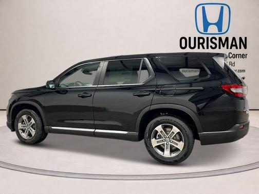 Crystal Black Pearl 2025 Honda Pilot EX-L