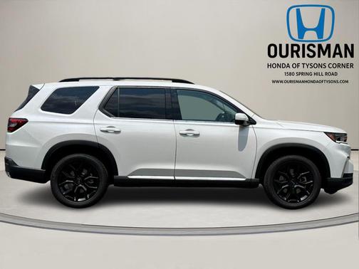 2025 Honda Pilot Touring 8-Passenger