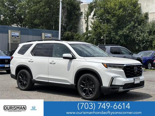 2025 Honda Pilot Touring 8-Passenger