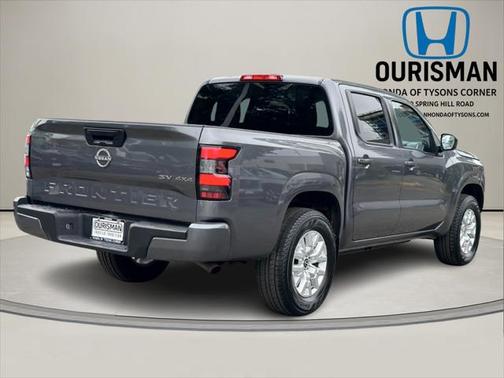 2023 Nissan Frontier SV
