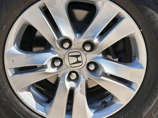 Crystal Black Pearl 2011 Honda Accord SE