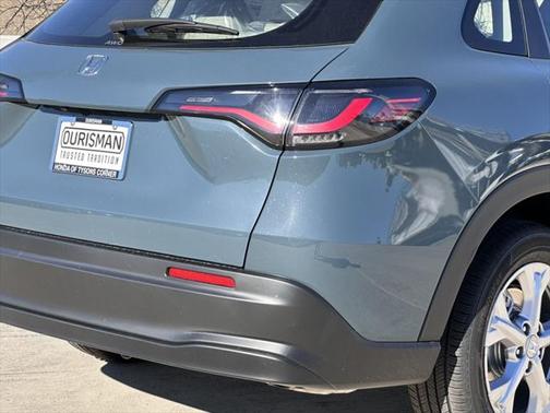 2025 Honda HR-V LX