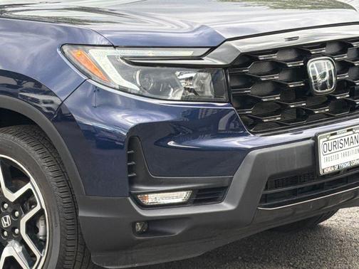 Obsidian Blue Pearl 2023 Honda Passport AWD Elite