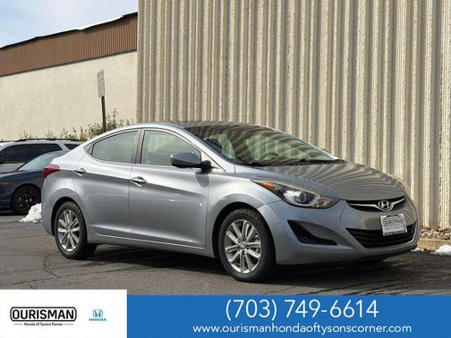 2015 Hyundai ELANTRA SE