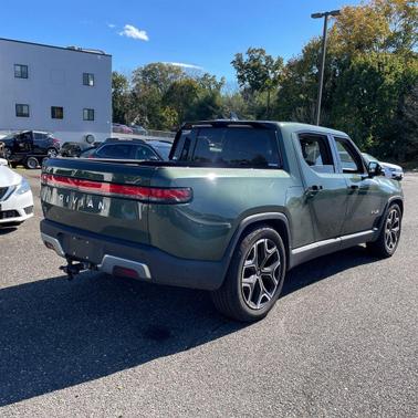 2024 Rivian R1T Adventure