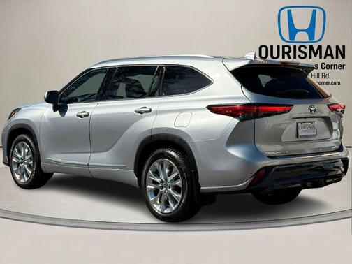 2022 Toyota Highlander Hybrid Limited