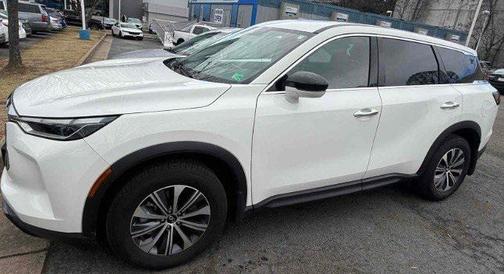 2025 INFINITI QX60 Pure