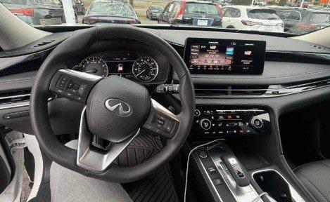 2025 INFINITI QX60 Pure
